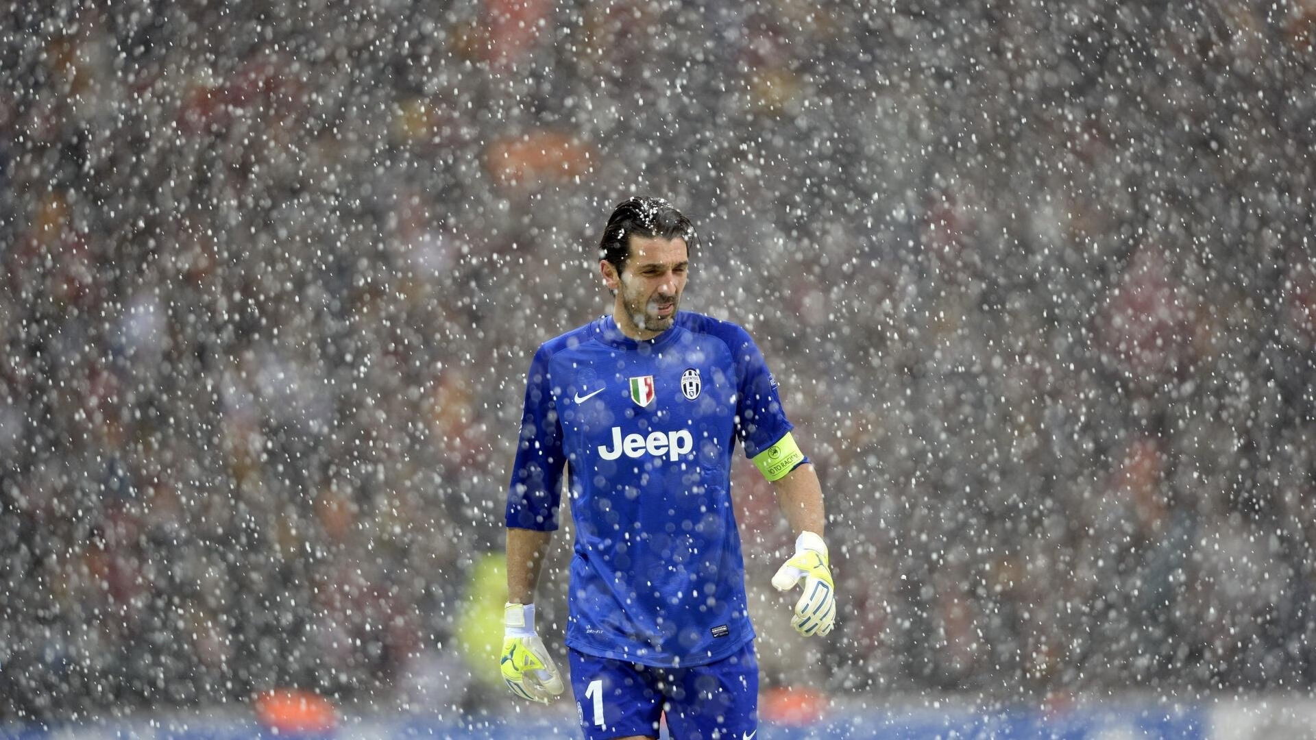 赛尔·阿尔斯塔：南非队后排最可靠的防守核心，屡次拯救球队，阿尔塞斯出生